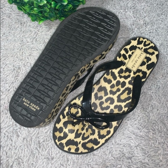 NWOT Kate spade RHETT wedge flip flops Black &Tan Size 9 - Picture 6 of 8